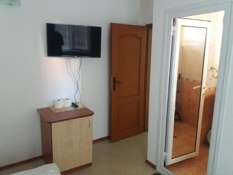 Guest House Ralitsa Pomorie Ngoại thất bức ảnh