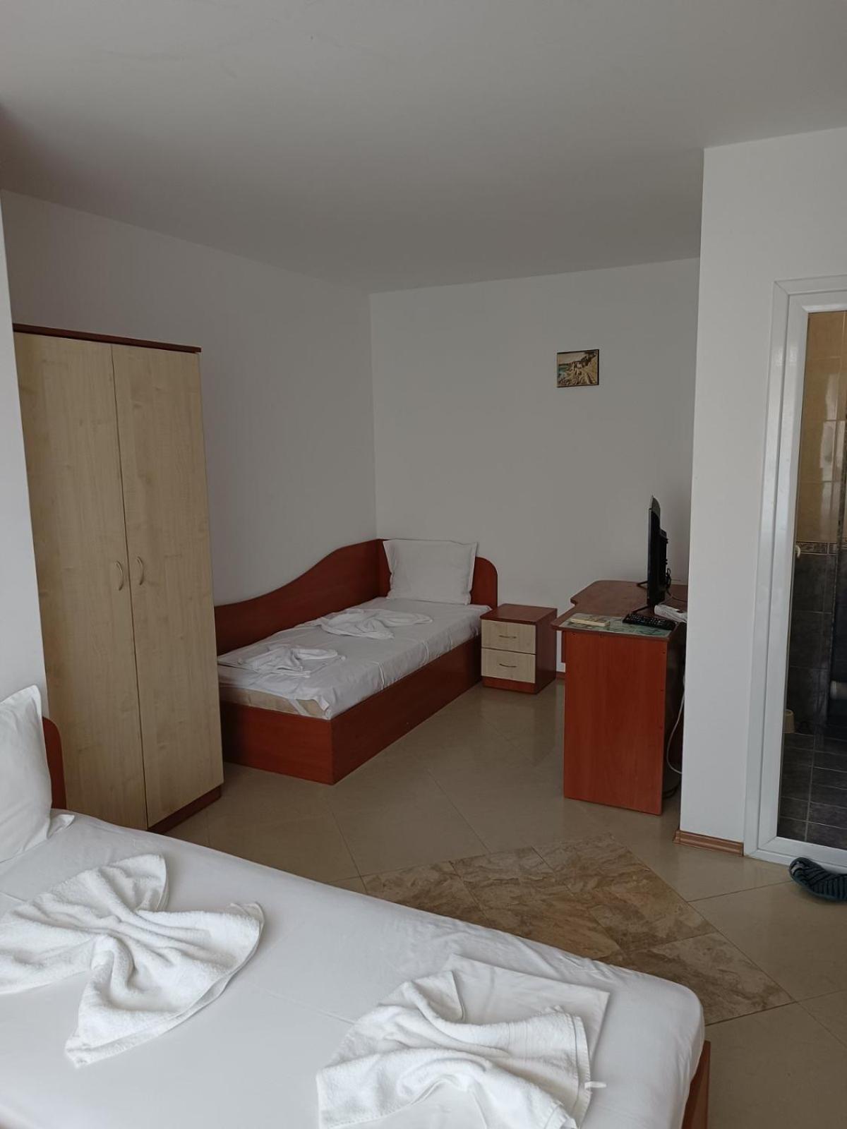 Guest House Ralitsa Pomorie Ngoại thất bức ảnh