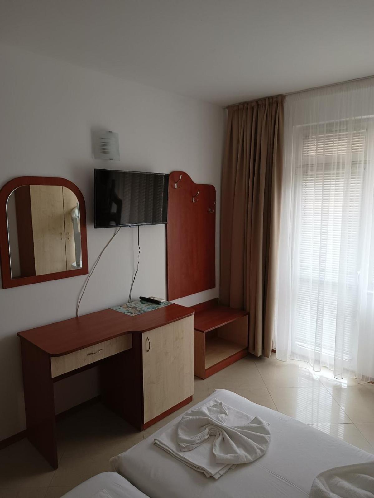 Guest House Ralitsa Pomorie Ngoại thất bức ảnh